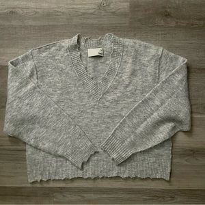 Aritzia Wilfred Free gray raw hem sweater